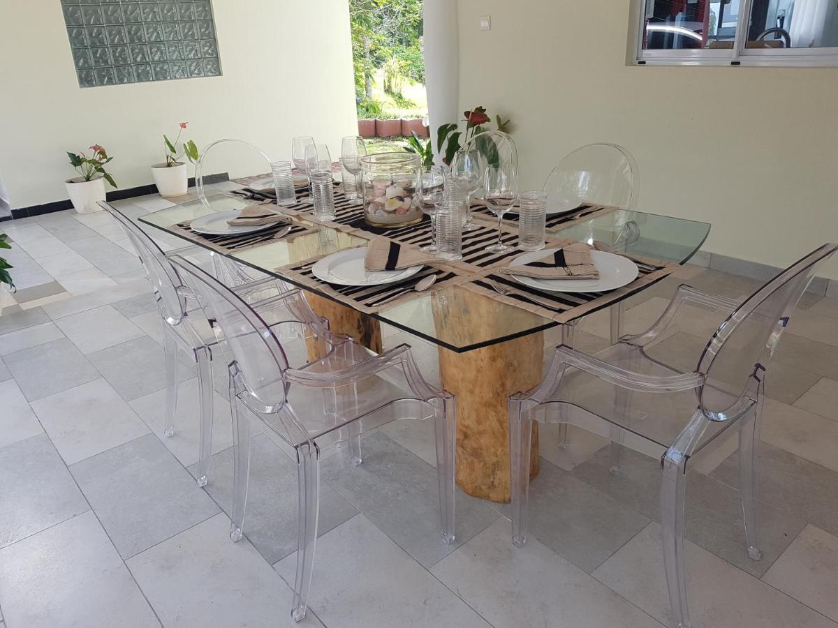 The Olive Tree Apartment Misere Bagian luar foto