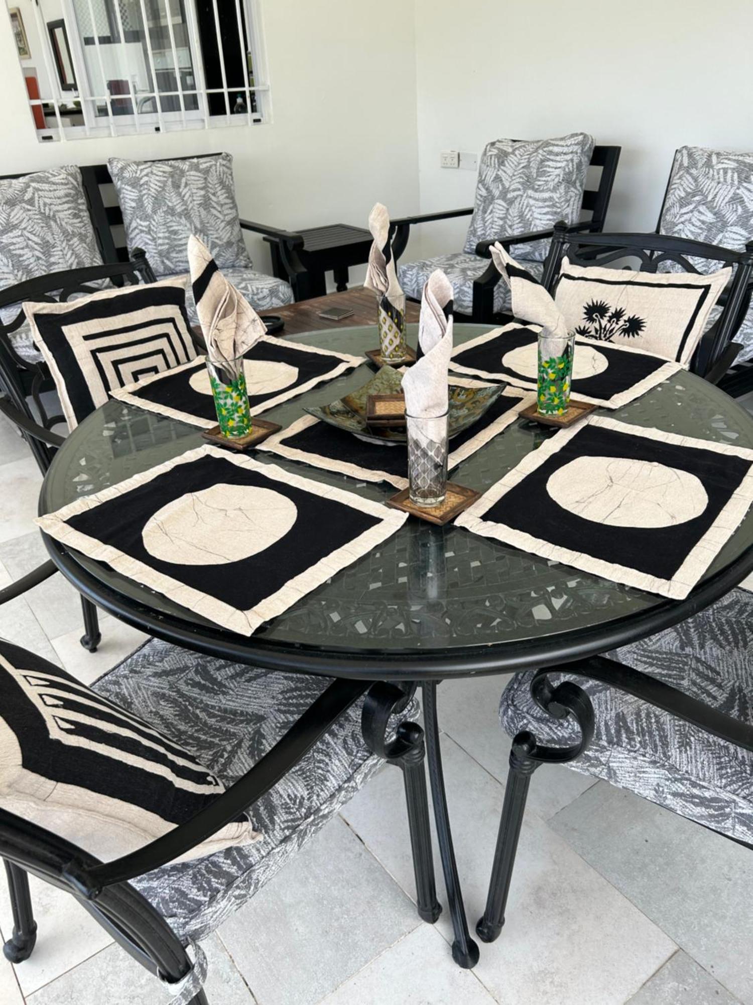 The Olive Tree Apartment Misere Bagian luar foto